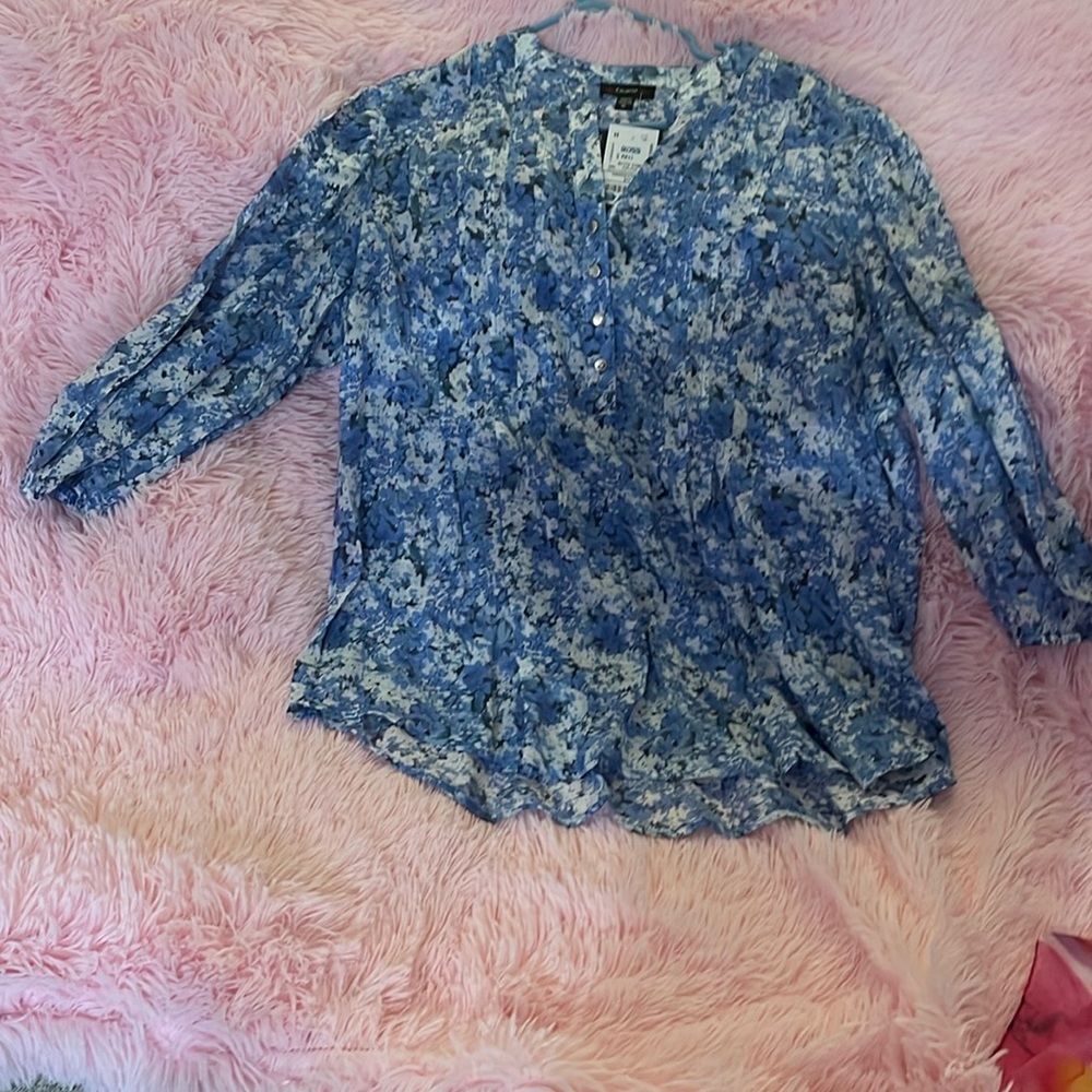 New. Sheet blue and white blouse